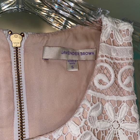 Lavender Brown laced dress - Picture 3 of 3